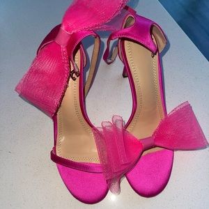 HOT PINK SATIN BOW TULLE HEELS SIZE 9 BRAND NEW